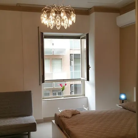 לינה וארוחת בוקר Teocrito