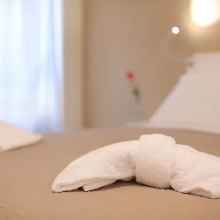 Teocrito לינה וארוחת בוקר *