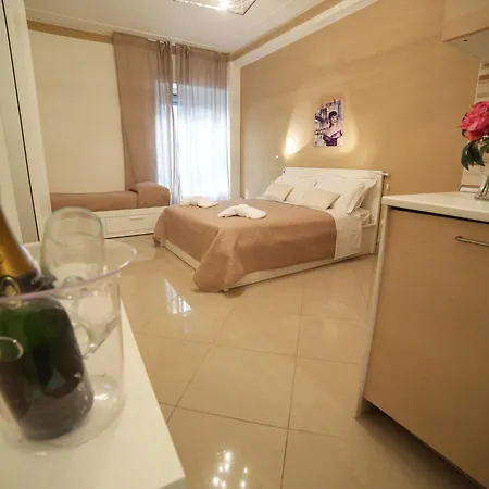 Teocrito לינה וארוחת בוקר קטאניה